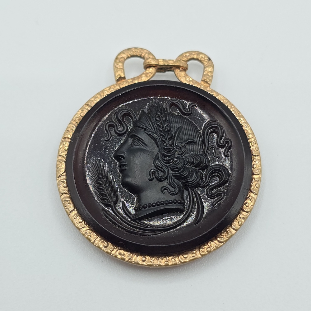 VTG 10K Gold Red Carnelian Glass Intaglio Cameo Pendant 1940s Art Deco Goddess